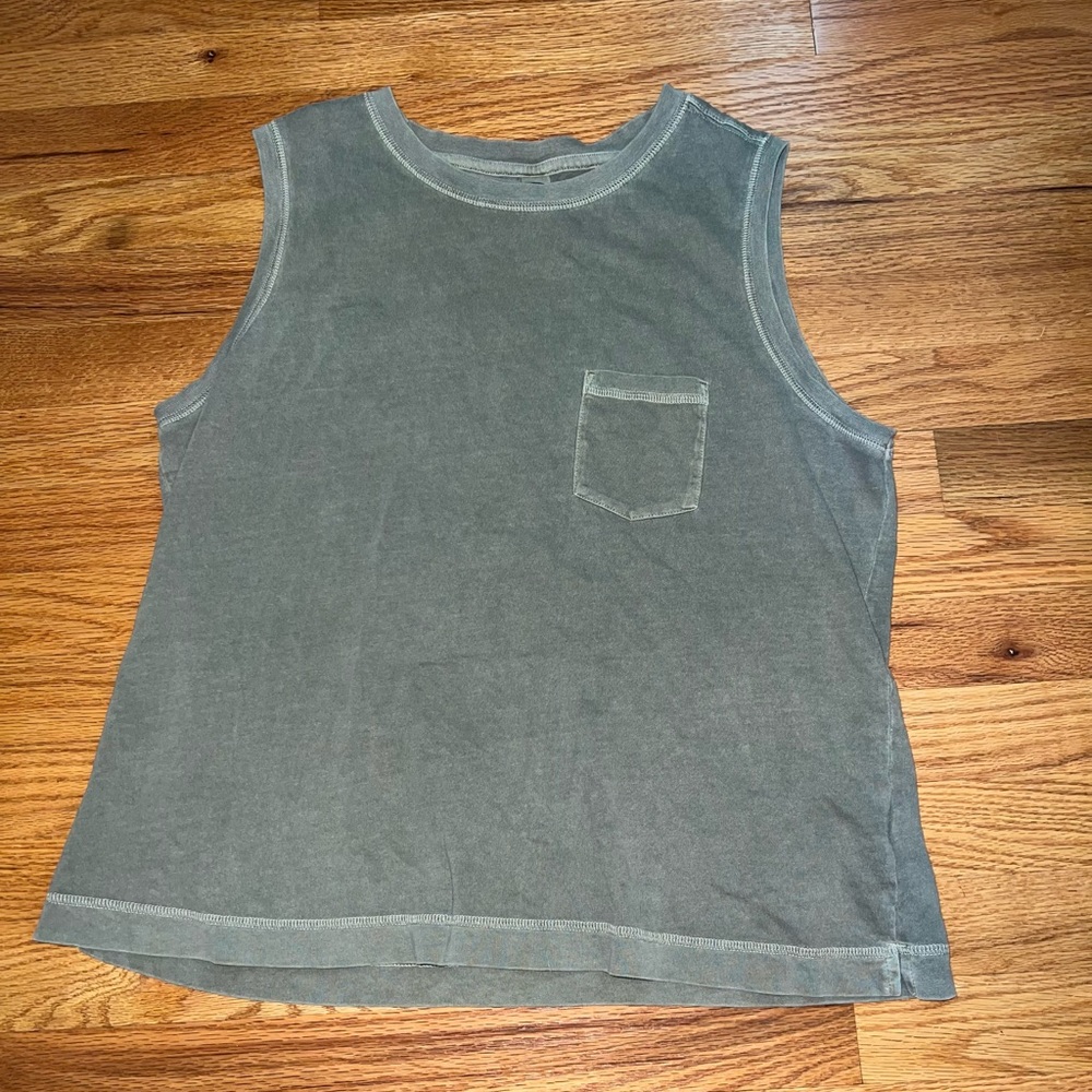 Large Women’s Army Green Old Navy Tank Top